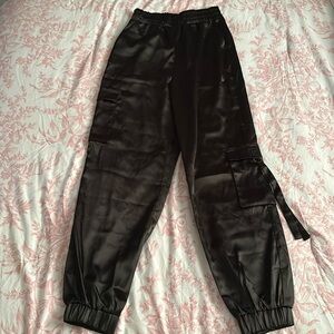 Tiger Mist Black Floss Pants